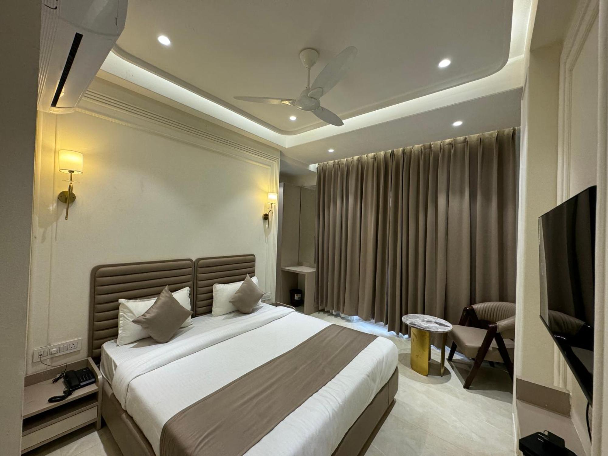 Hotel Fortune Inn Bhopal Eksteriør billede