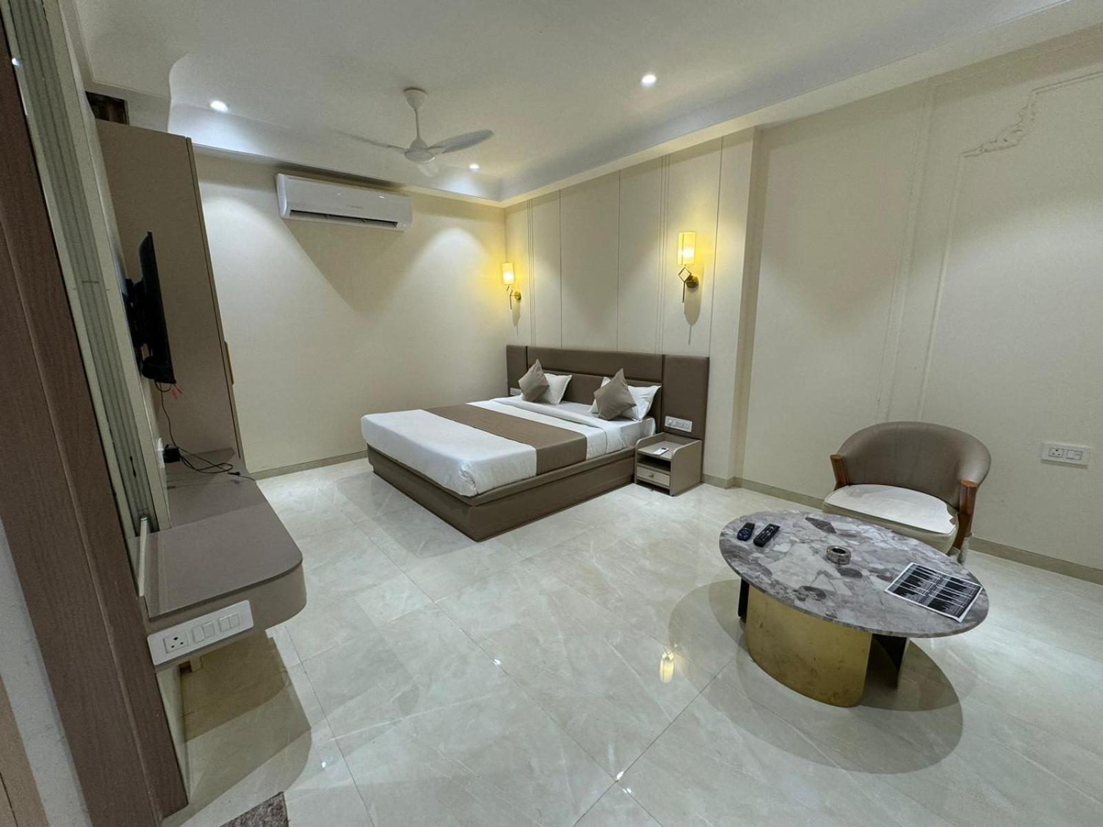 Hotel Fortune Inn Bhopal Eksteriør billede