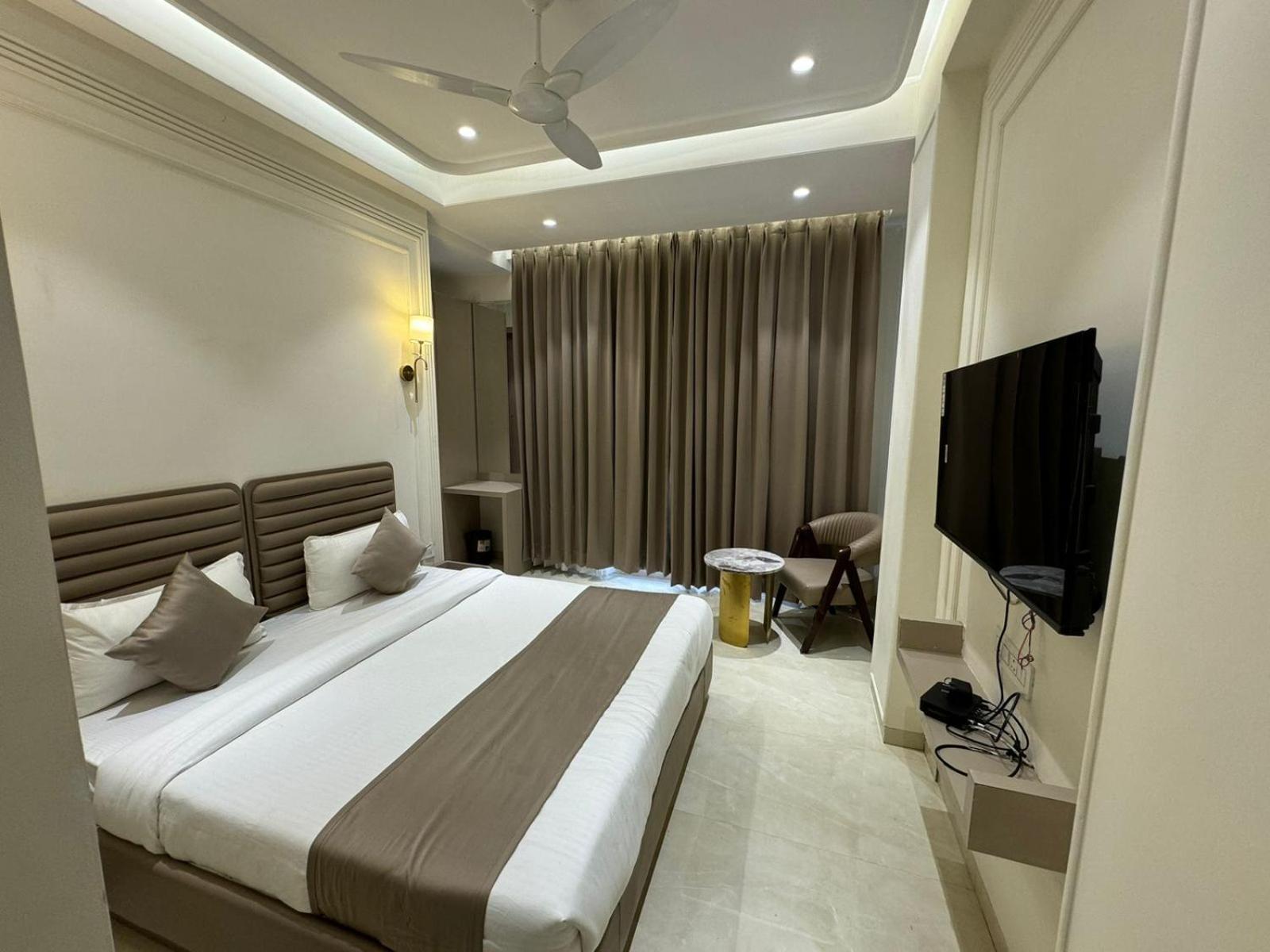 Hotel Fortune Inn Bhopal Eksteriør billede